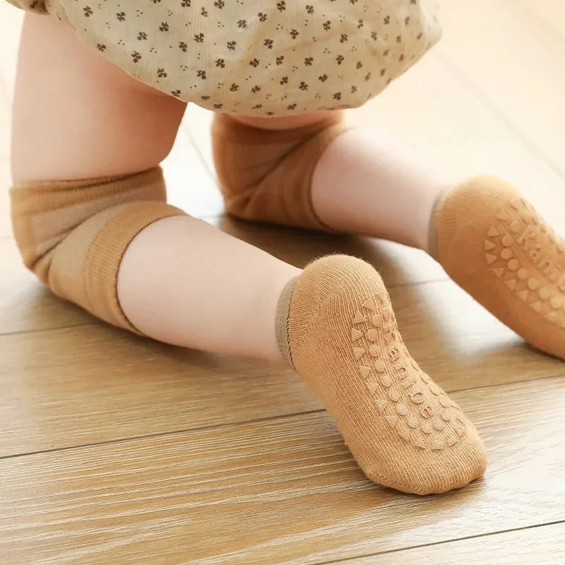 Calcetines protectores de rodillas LittleSteps 